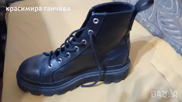 продавам дамски боти, черни,еко кожа