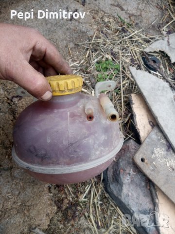 Казанче антифриз опел тигра а 1994-2000, снимка 3 - Части - 40350832