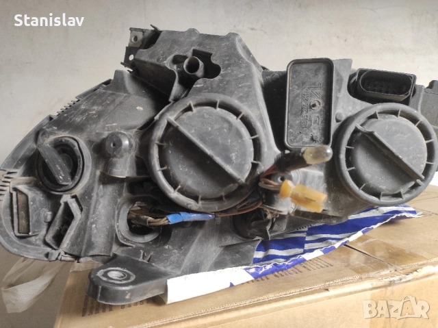 Оригинални фарове Мерцедес C W204 , снимка 3 - Части - 51961206