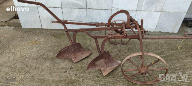 Стар плуг, рало, снимка 2 - Антикварни и старинни предмети - 44761689