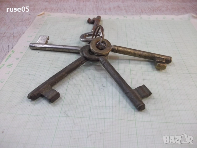 Лот от 5 бр. стари обикновенни ключа, снимка 3 - Колекции - 52109861
