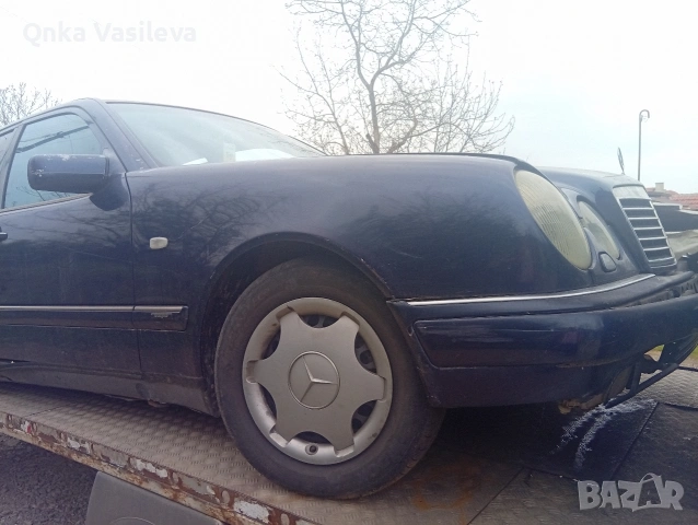 ПРОДАВА СЕ МЕРЦЕДЕС Е 200 частина , снимка 10 - Части - 54235394