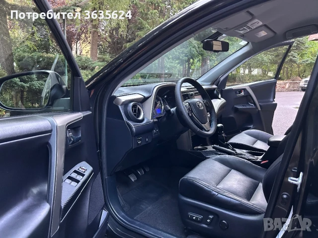 Toyota Rav4 2.0 D-4D 4x4 ПЪЛНА СЕРВ. ИСТОРИЯ !!!, снимка 5 - Автомобили и джипове - 51411007