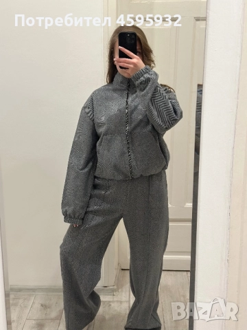 Спортно елегантен комплект с цип 