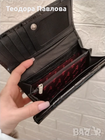 Дамско портмоне Arietti, снимка 5 - Портфейли, портмонета - 53941811