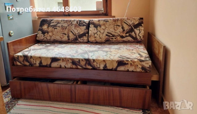 Кухненски разтегателен диван с 2 чекмеджета