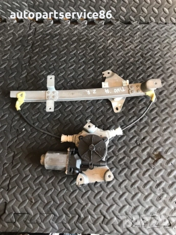 Стъклоповдигач с мотор за предна дясна врата за Nissan Almera Tino (2002-2007)