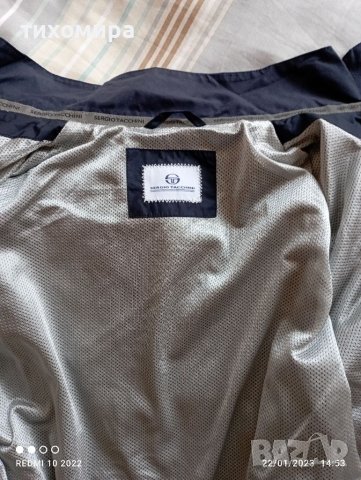 Яке тип ветровка на Sergio Tacchini, снимка 7 - Спортни екипи - 39392693