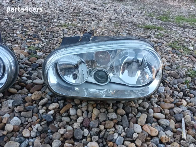 ляв и десен фар с халоген за фолксваген голф 4 VOLKSWAGEN GOLF 4, снимка 3 - Части - 48421517