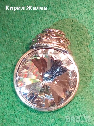 ПОСРЕБРЕНА ВИСУЛКА с МНОГО ГОЛЯМ и КРАСИВ ЦИРКОНИЙ КРИСТАЛ РОМБОИДЕН ВНОС от АНГЛИЯ 22278
