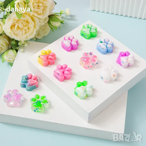 5971 Светещо скуиши Котешки лапички 7 см, антистрес играчка SQUISHY, снимка 6 - Фигурки - 50767343