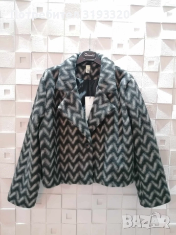 Късо палто-универсален размер 