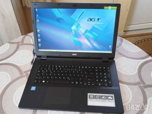 Лаптоп Acer Aspire ES1-731, снимка 4 - Лаптопи за дома - 54004788
