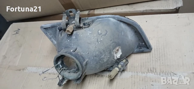 Ford Fiesta 1989 - ляв фар, снимка 2 - Части - 50560534