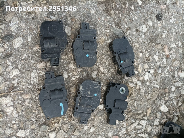 929888G Моторче клапи парно MERCEDES-BENZ ML W164 EFB336