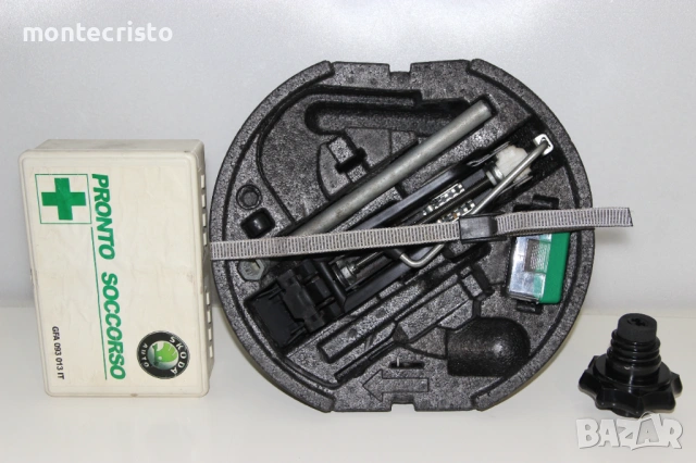 Авариен комплект крик Skoda Octavia II (2004-2013г.) 1K0011031K ключ за гуми стиропор