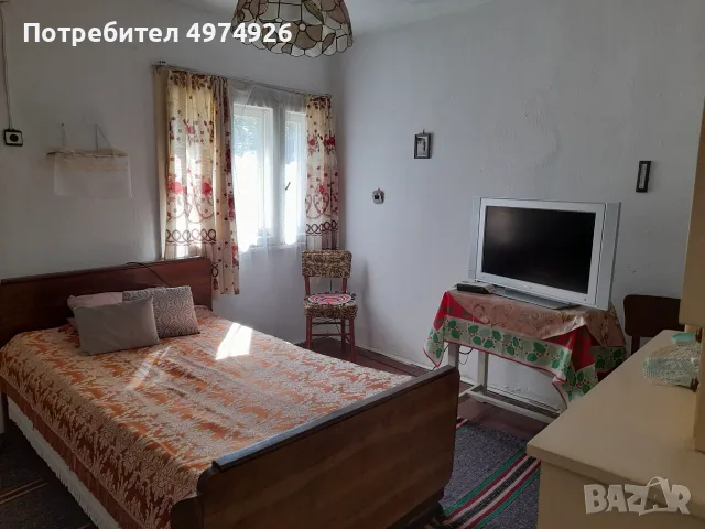 Продавам къща в село Бръшляница , снимка 8 - Къщи - 56443404