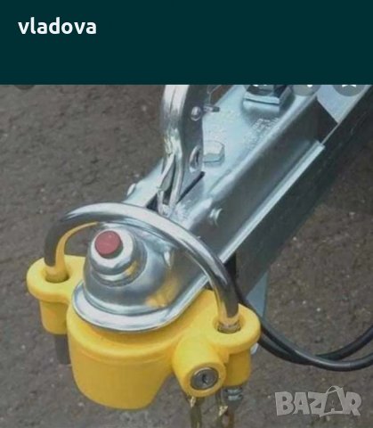 Универсален заключващ механизъм за теглич на каравана и ремаркета против кражба с два ключа , снимка 3 - Ремаркета - 38524052