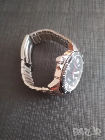 Часовник"Lorus"(Seiko),като нов., снимка 3 - Мъжки - 47419032