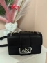 Дамска чантичка Armani Exchange, снимка 1