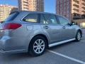Subaru Legacy 2011 GAS, снимка 2