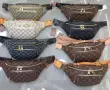 Louis Vuitton Чанта Тип Банан За Рамо Или Кръста - Различни Цветове Код E29, снимка 1