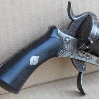 Френски револвер Лефуше, снимка 2 - Антикварни и старинни предмети - 37212942