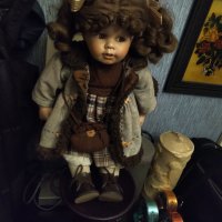 Порцеланова кукла ръчна изработка 70 год, снимка 4 - Колекции - 40512404