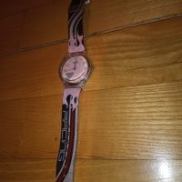 Часовник Swatch дамски, снимка 4 - Дамски - 36986057