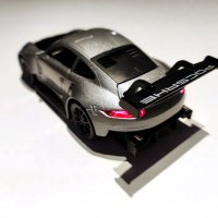 Метална количка модел Porsche със звукови ефекти, светещи фарове, снимка 2 - Коли, камиони, мотори, писти - 44295952