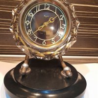 Стар механичен часовник-Маяк, снимка 4 - Антикварни и старинни предмети - 30991541