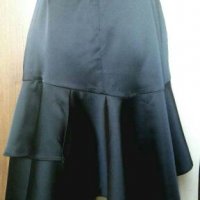 Пола с волани, на "Zara" от черен плътен сатен🍀❤S/M,M❤🍀арт.4349, снимка 4 - Поли - 37133277