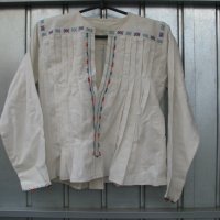 Къса дамска риза, снимка 1 - Антикварни и старинни предмети - 29859772