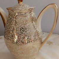 Немски порцеланов чайник с позлата , снимка 2 - Сервизи - 35317733