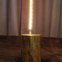 Настолна лампа от дърво, снимка 3 - Настолни лампи - 42075100