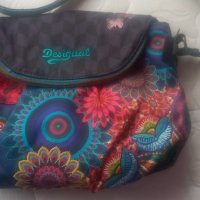 Чанта Desigual и подарък, снимка 1 - Чанти - 38646758