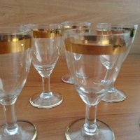 Ретро стъклени чаши чашки с златен кант, снимка 3 - Антикварни и старинни предмети - 29284923