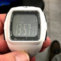 Продавам нов оригинален часовник Adidas, снимка 1 - Мъжки - 31621313