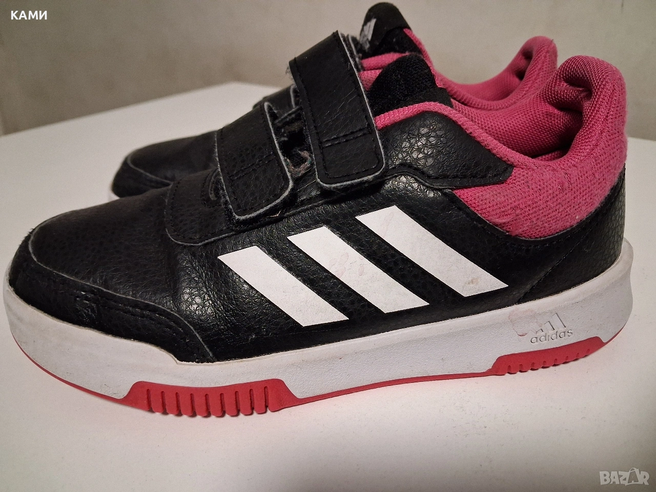 ADIDAS детски маратонки 33номер, снимка 1