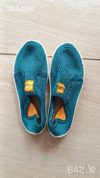 детски аква обувки decathlon, дължина на стелката 17.5 см, снимка 1