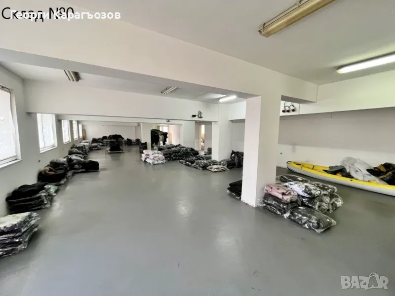 3920.Складове | 360м2 | партер, 1-ви, 2-ри етажи | рампа и товарен асансьор | Северна зона., снимка 1