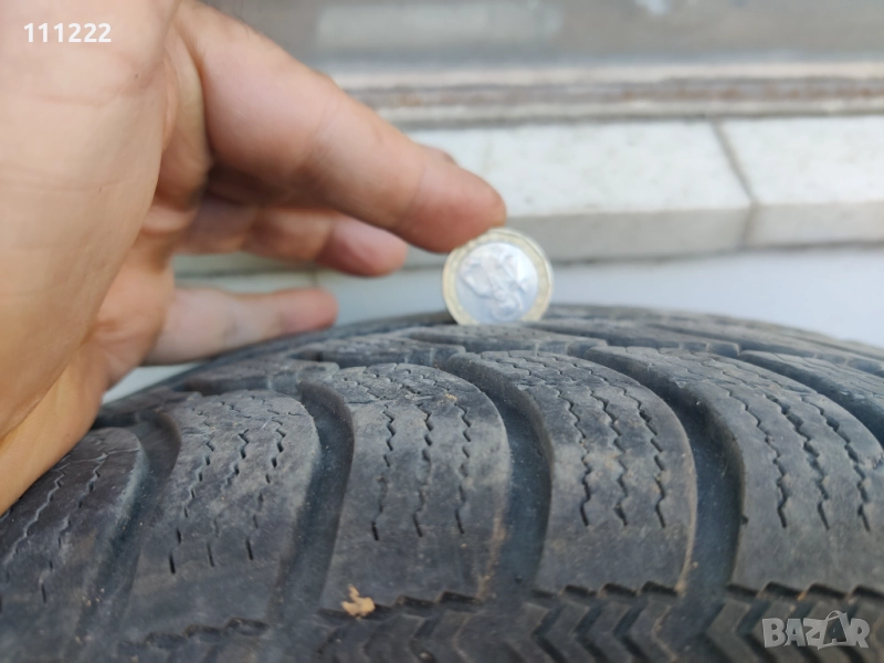 Гуми, снимка 1