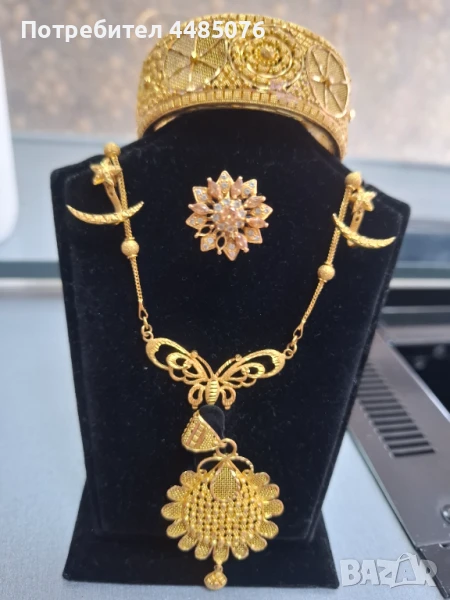 ЗЛАТЕН ДАМСКИ КОМПЛЕКТ 22К ., снимка 1