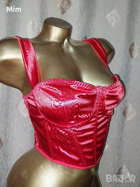  L Червен сатенен,еластичен , къс топ /бюстие/, снимка 1