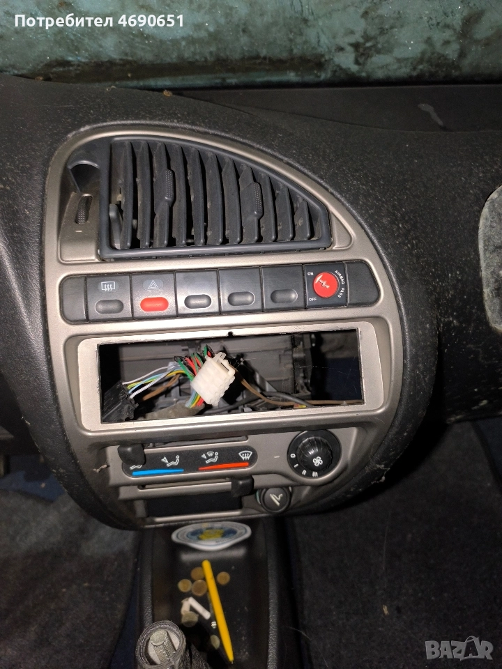 централна конзола за Ситроен Саксо , снимка 1