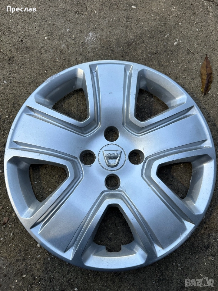 1 брой оригинален тас за Dacia 15, снимка 1