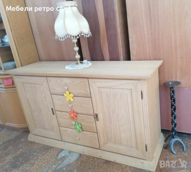 Скрин изработен изцяло от естествено дърво. С 4 чекмеджета и 2 врати. , снимка 1