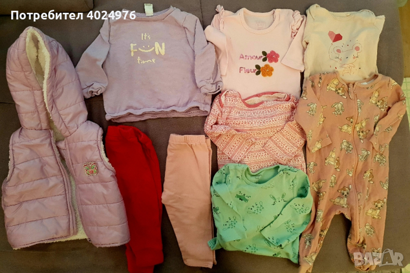 Лот бебешки дрехи и нови елеци 2бр размер 6-18 месеца 74-86, снимка 1