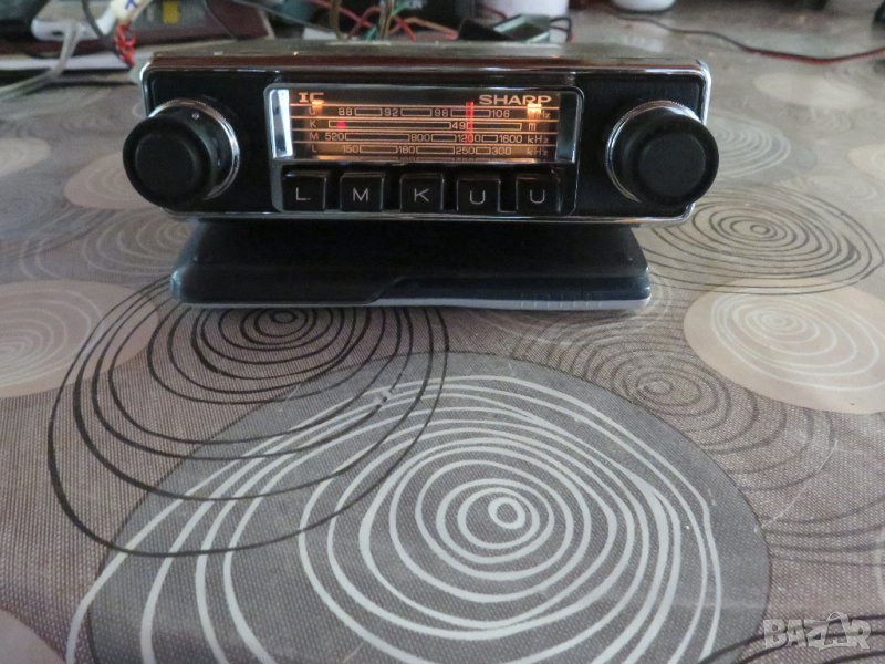 Sharp Solid State Auto Radio AR-942-авто радио 1970-1974, снимка 1