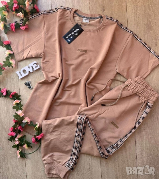 дамски екип Guess , снимка 1